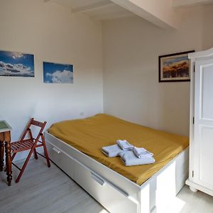 Studio met een King Size Bed